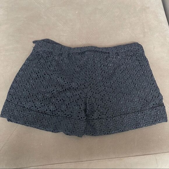 Express Editor Black Eyelet Lace Shorts 2 - Picture 5 of 8